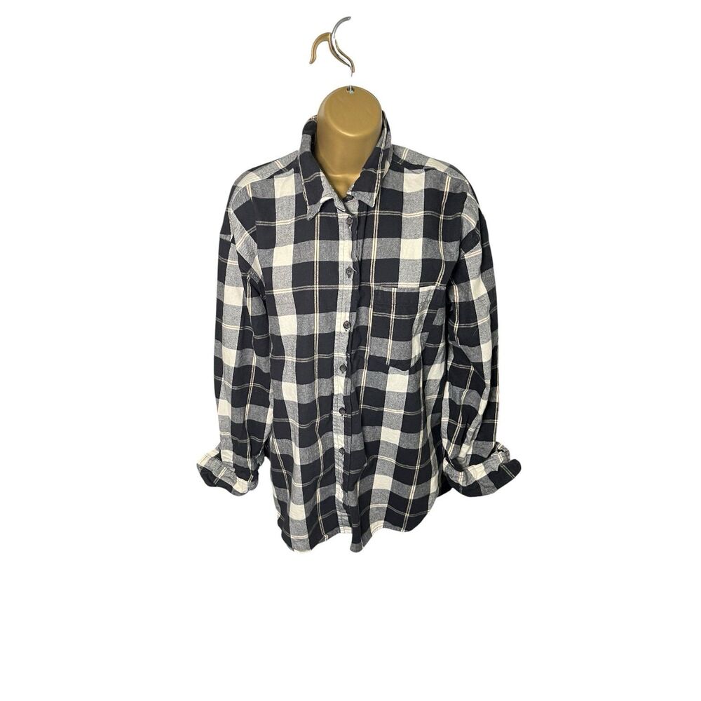 Universal Thread Oversized Flannel Button Up Plaid Shirt Midnight White M
